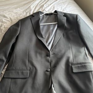 Men’s Haggar Suit Jacket (Size 44R) with matching pants (36 x30)